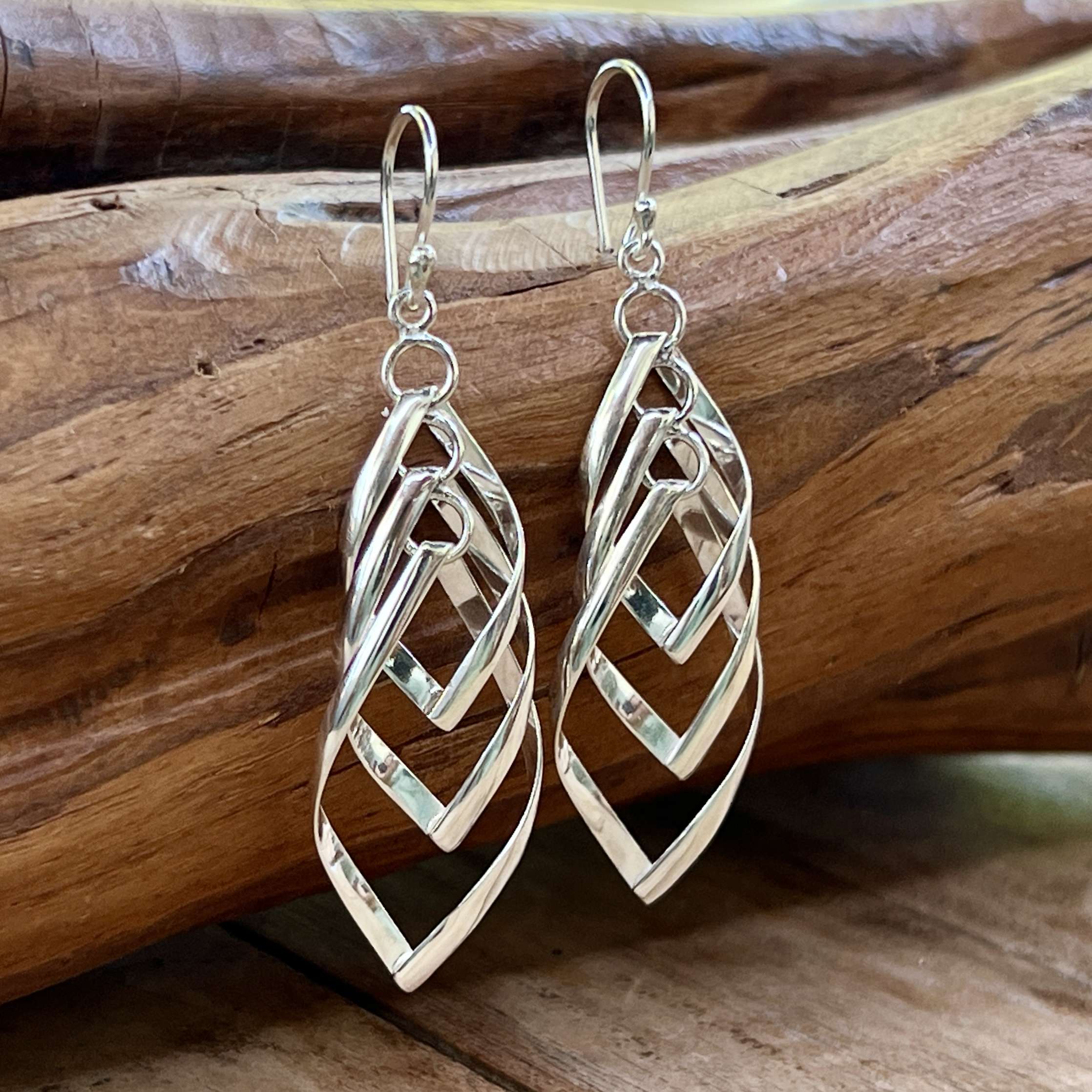 (HANDMADE 925 BALI STERLING SILVER FILIGREE EARRINGS)